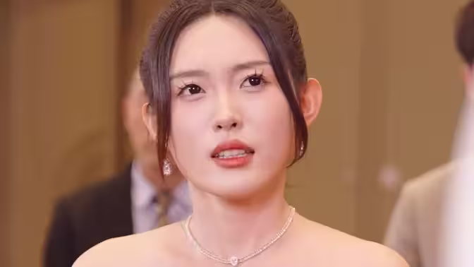 《新：天骄》海报