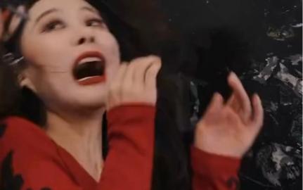《重生八九空手套白狼》海报