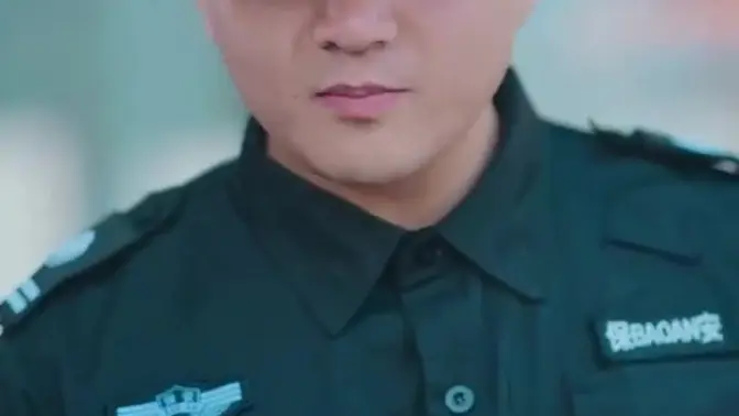 《开挂，魔幻手机直通未来》海报