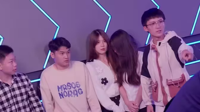 《风暴之后》海报