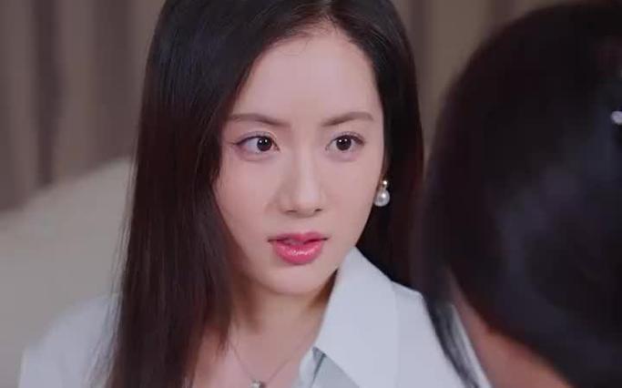 《玩火娇妻你别跑》海报