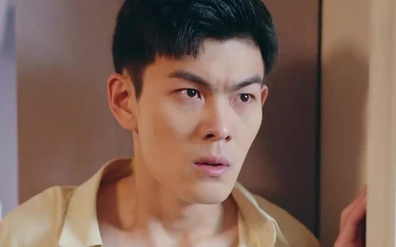 《鉴宝无双》海报