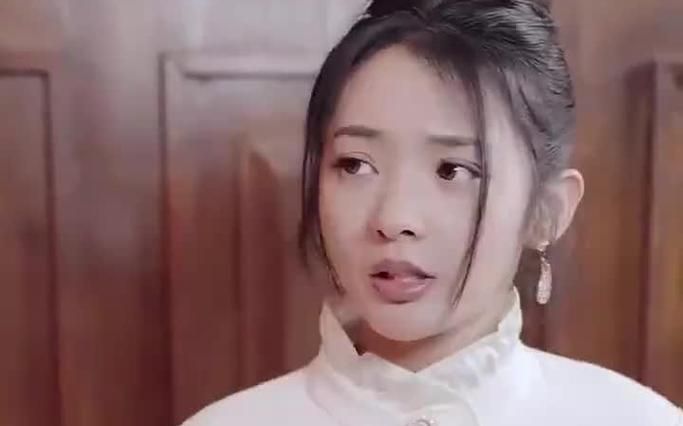 《他的黑玫瑰又疯又娇》海报