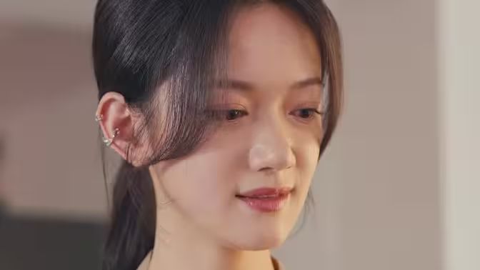 《破茧》海报
