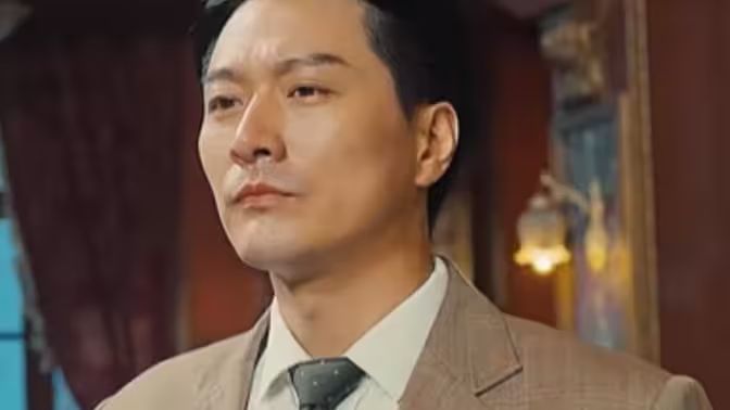 《复仇从上海滩开始》海报