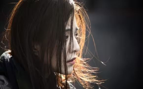 《她离奇消失后，闺蜜大佬黑化了》海报