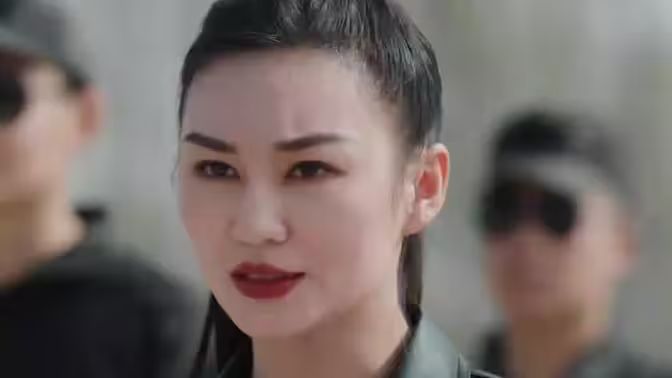 《五洲战神之潜龙出渊》海报