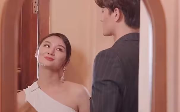 《隐婚萌妻拐回家》海报