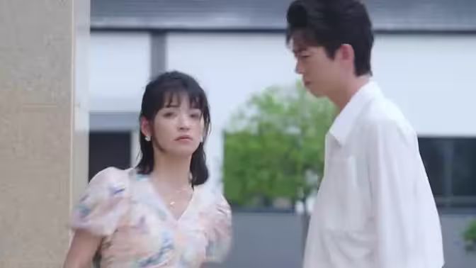 《摊牌啦，财阀夫人就是我》海报
