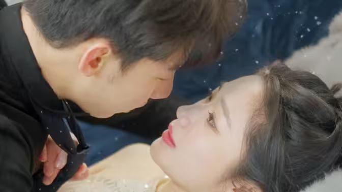 《历总，夫人拒不离婚》海报
