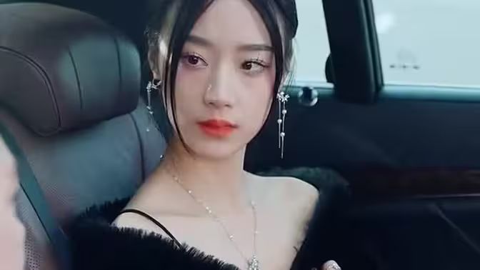 《纵横》海报