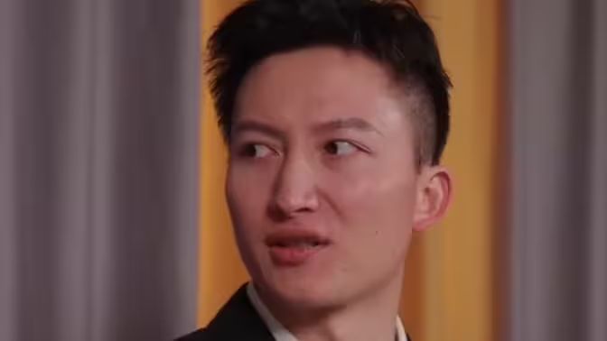 《AA女总裁的超级保安》海报
