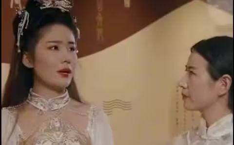 《末日觉醒：幸得女帝青睐》海报