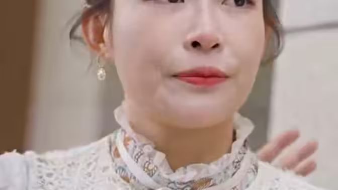 《七年后回家吊打全村》海报
