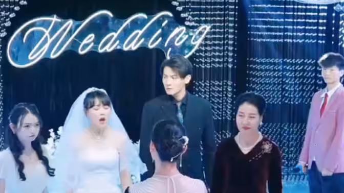 《离婚当天，前夫跪求我复合》海报