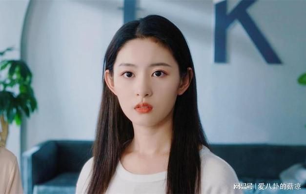 《主播妹妹》海报