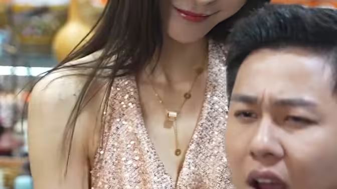 《黄金瞳：重生觉醒》海报
