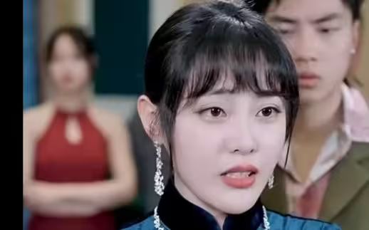 《枭龙尊主》海报