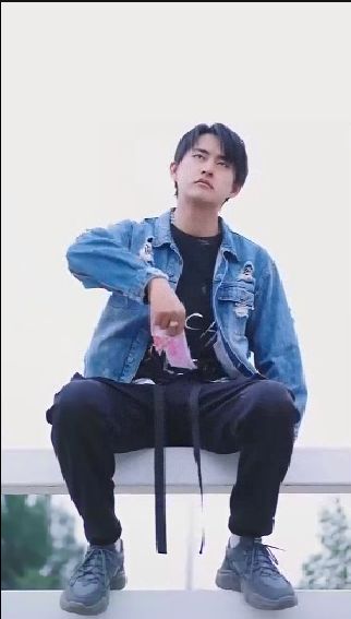 《激活行善积德系》海报