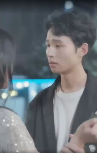 《云雨之欢》海报