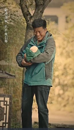 《母爱难寻寸草心》海报