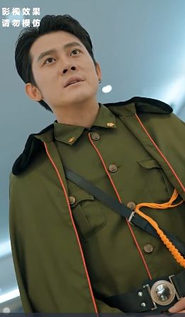 《铁血杀神》海报