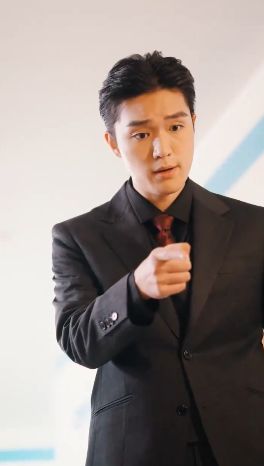《离婚后，哑巴罪妻惊艳全场》海报