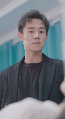 《凌少的千亿蜜宠》海报