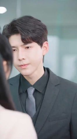 《傅少的暖婚娇妻》海报