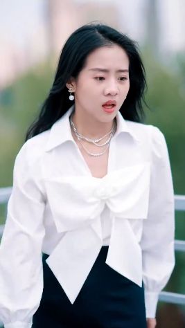 《蚀骨囚婚》海报