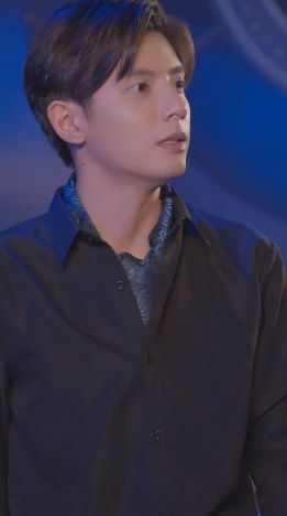 《破产后我被前任缠上了》海报
