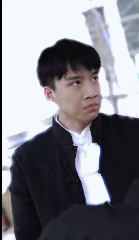 《龙尊判官》海报