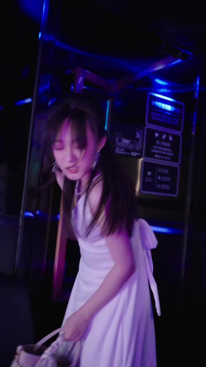 《神秘爹地是大佬》海报
