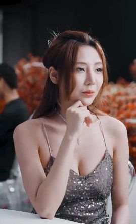 《许总的天价罪妻》海报