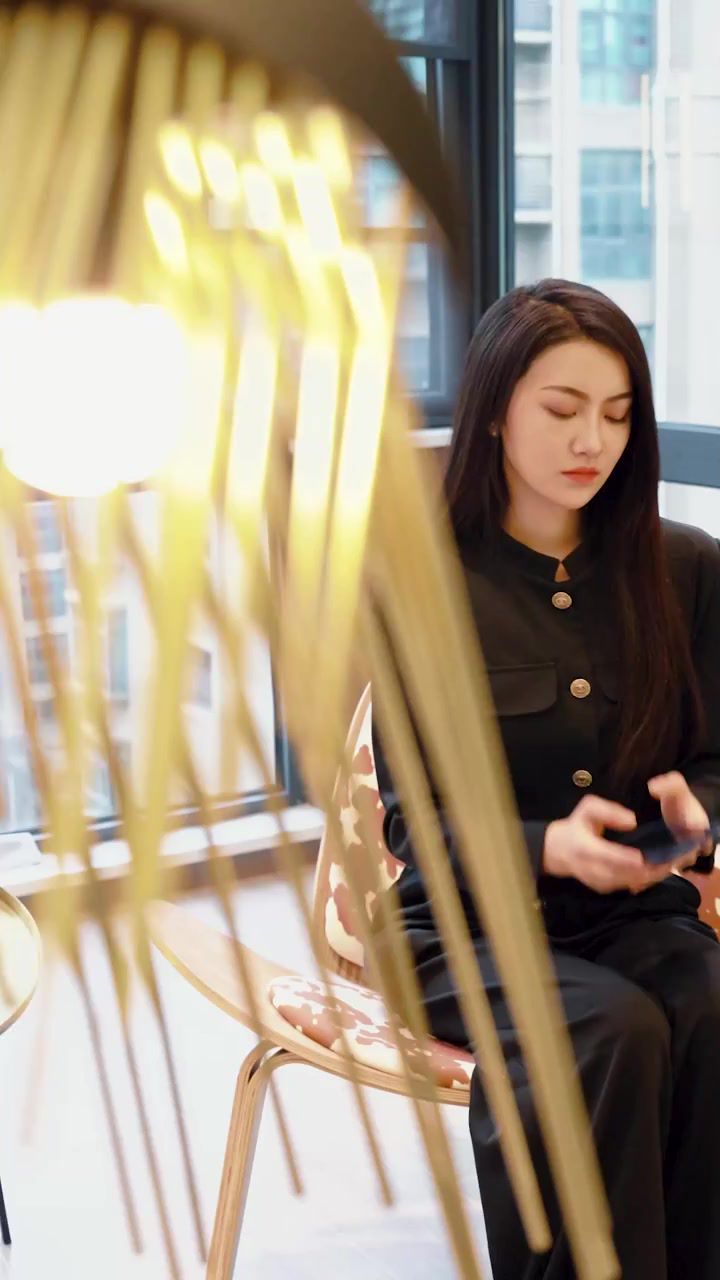 《我的财阀老婆》海报