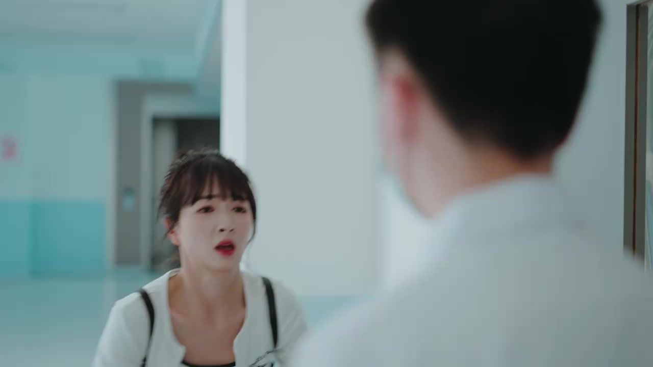 《霍总的小病猫》海报