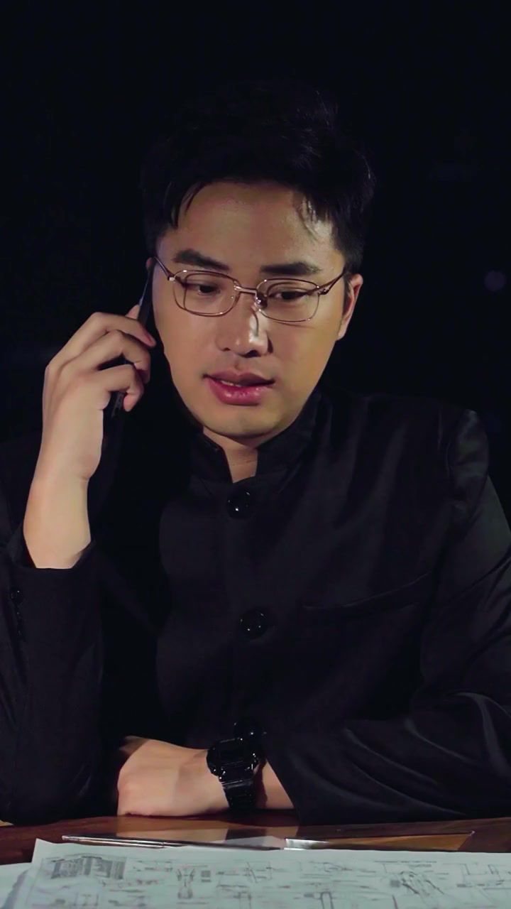 《被明星侮辱，我的国士身份曝光了》海报