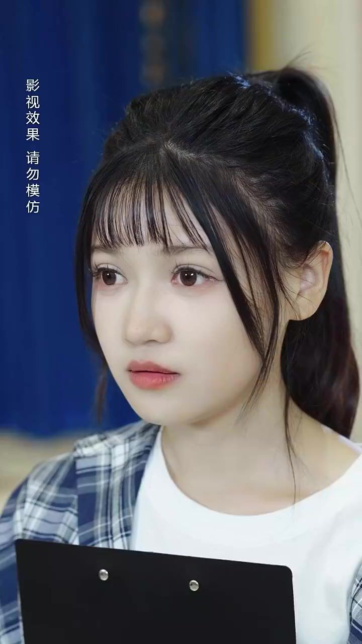 《宝贝乖禁欲权爷沦陷了（甜妻入怀权爷求上位）》海报