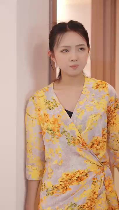 《美女上司的秘密又名职场大赢家》海报