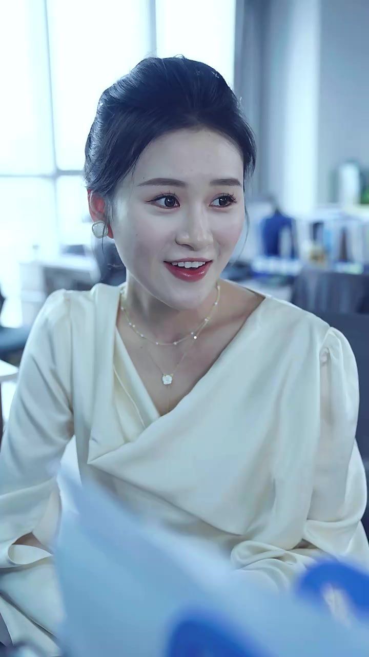 《最强打工妹》海报