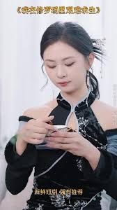 《我在修罗场里艰难求生》海报