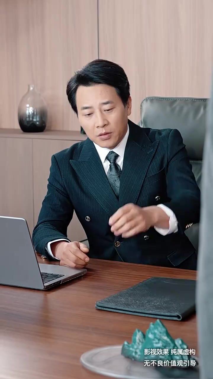 《糖衣警报》海报